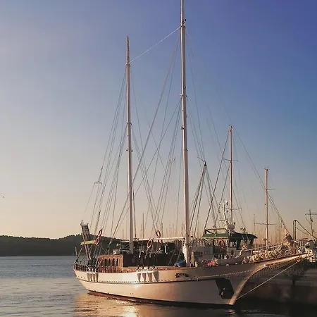 Charming On Msy Alisa Week Long Island Hopping Adventure Through Dalmatian Coastal Gems * Split
